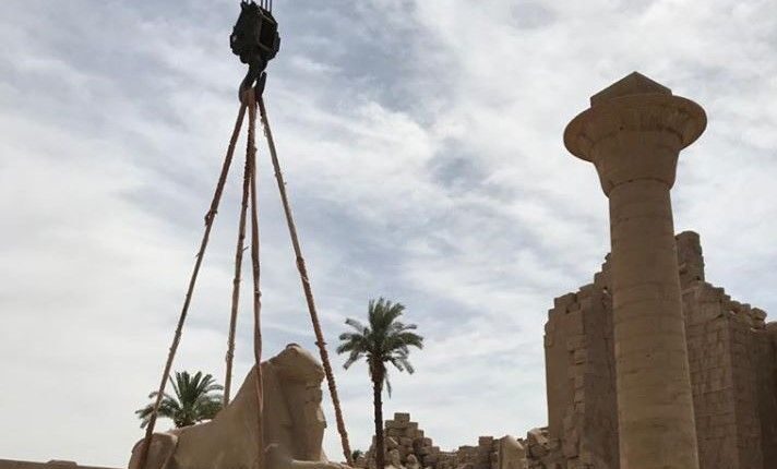 ترميم تماثيل الكباش